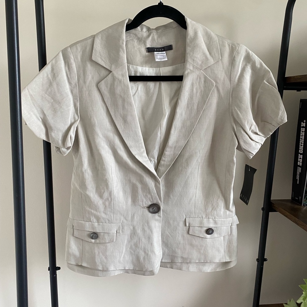 (BRAND NEW) ATIKA light beige short sleeve blouse